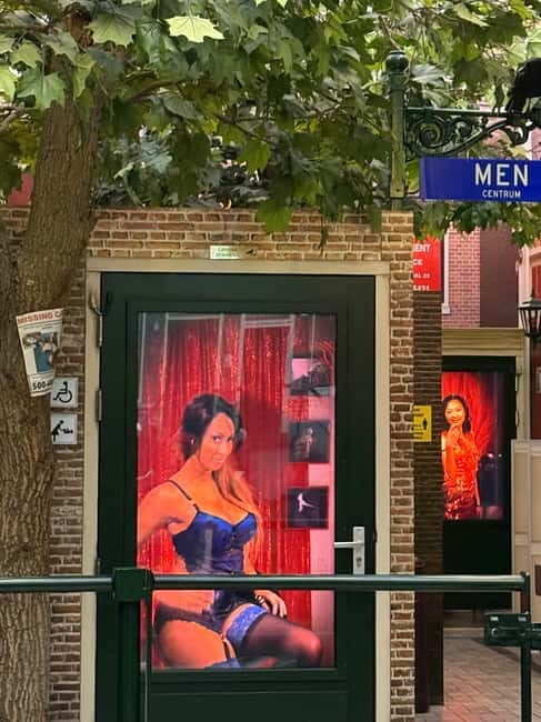 REDKULT: Red Light District & Historical City Center - A Detailed Look at the Tour Experience