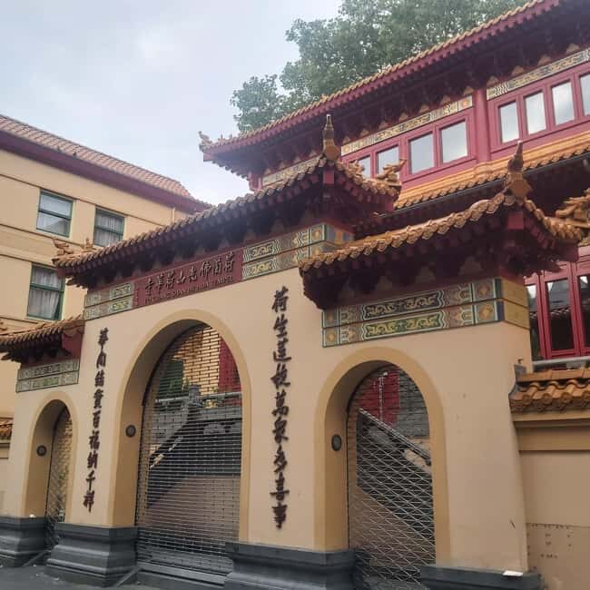 Redlight District Spanish Intrepid Expedition - Who Will Enjoy This Tour?