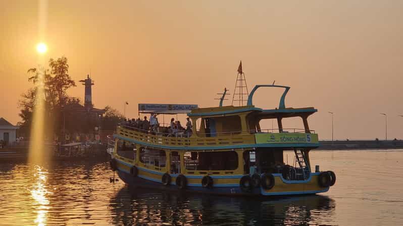 RedRiverTours - Enjoying Sunset & Night Squid Fishing - Who Should Consider This Tour?