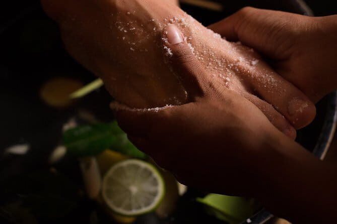 Reflexology Feet Massage in Phnom Penh - Reflexology Feet Massage in Phnom Penh: A Genuine Relaxation Experience