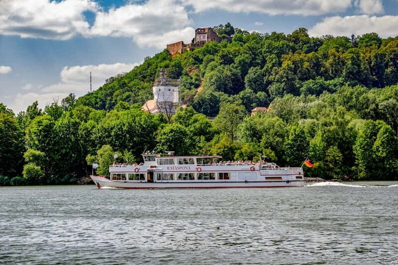 Regensburg: Klinger's Sightseeing Boat Tour to Walhalla - Regensburg: Klingers Sightseeing Boat Tour to Walhalla — An Authentic River Experience