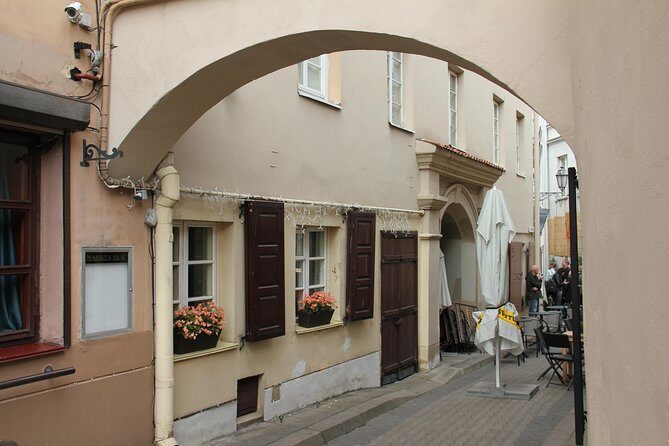 Regular walking tour of Jewish Vilnius - Practical Tips for Travelers