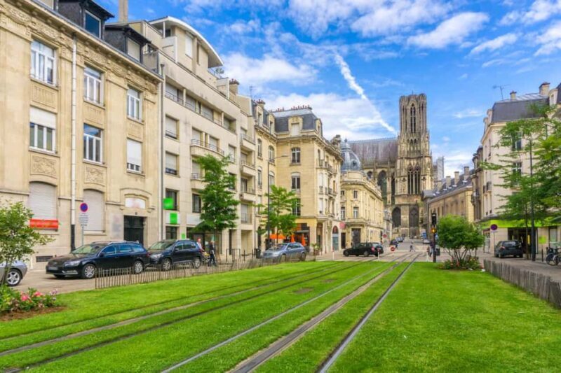 Reims: 2-hour Best Intro Walking Tour with a Local - Key Points