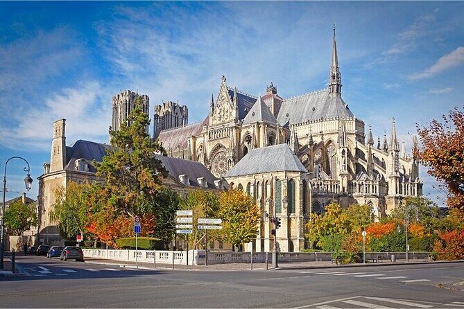 Reims Scavenger Hunt and Highlights Self-Guided Tour - Who Will Enjoy This Tour?