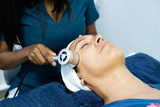 Rejuvenating Facial in Local Spa Room - A Relaxing Escape: Rejuvenating Facial in a Local San Juan Spa