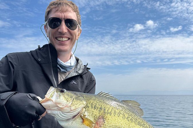 Relaxed 4-hour bass fishing experience at Lake Biwa for 1 person - Frequently Asked Questions