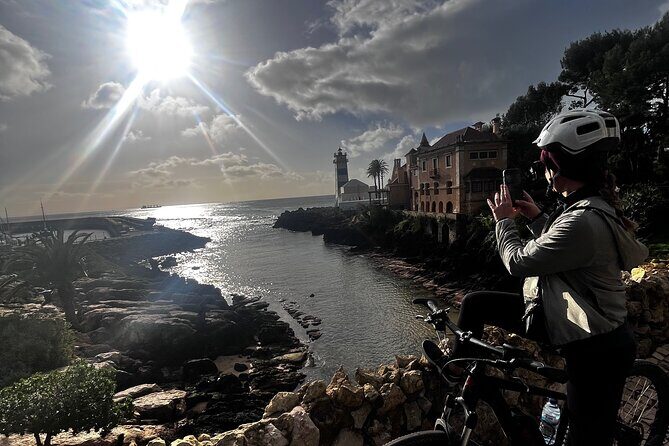 Relaxed E-bike in the backroads of Cascais and Sintra - Authentic Experiences and Authentic Guides