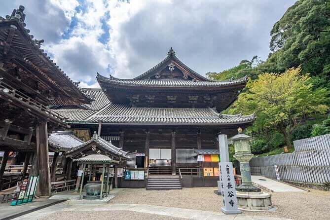 Relaxed Nara Tour from Osaka: Hasedera and Muroji Temples - Starting with the Essentials: What’s This Tour All About?