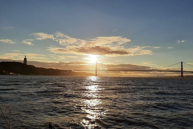 Relaxing Sailboat Cruise along the Tagus - FAQ
