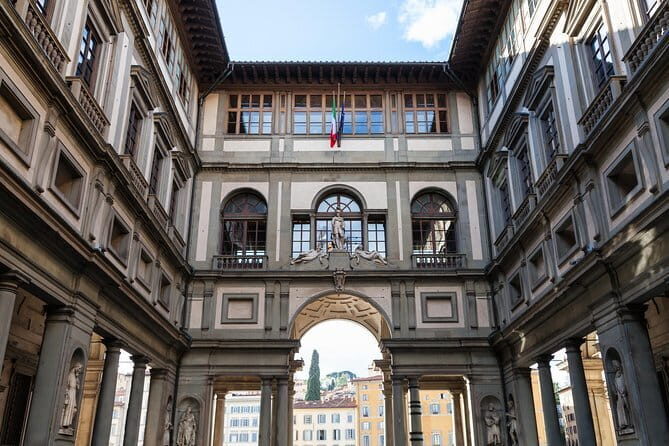 Renaissance & Medieval Florence Guided Walking Tour plus mobile App - Key Points