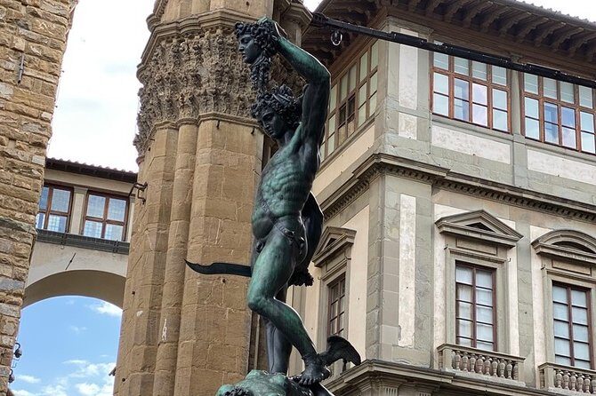 RENAISSANCE SECRETS WITH ELVIS - Walking experience - Practical Details and Considerations