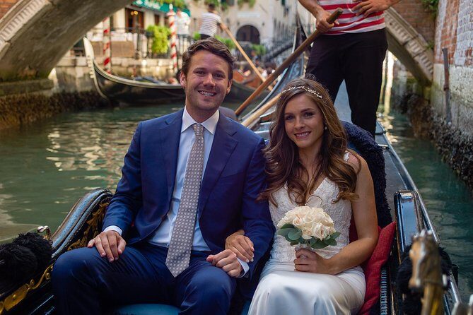 Renew your wedding vows on a romantic gondola - Final thoughts: Is it worth it?