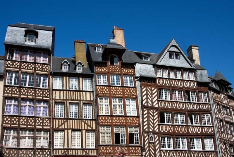 Rennes: 2-hour Best Intro Walking Tour with a Local - Rennes: 2-hour Best Intro Walking Tour with a Local