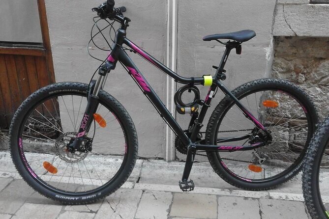 Rent a Bike in Zadar - Helmet, Lock and city map included - The Details of Your Zadar Bike Adventure
