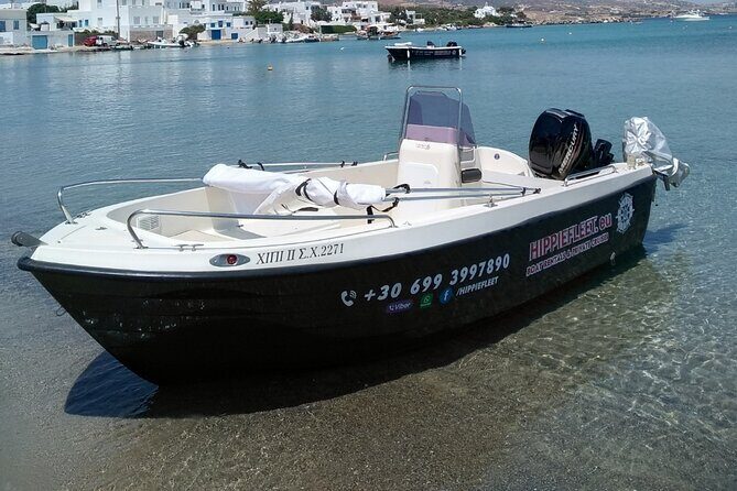 Rent a boat in Milos - Visiting Kleftiko and Polyaigos