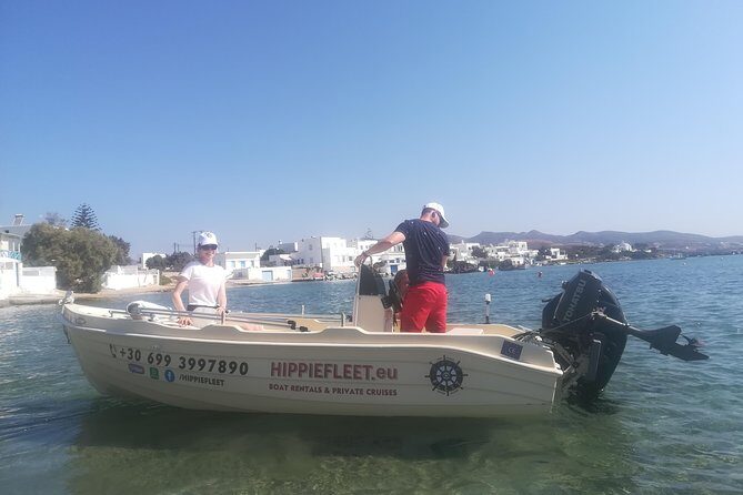 Rent a boat in Milos - The Experience in Practice: It’s All About Flexibility and Safety