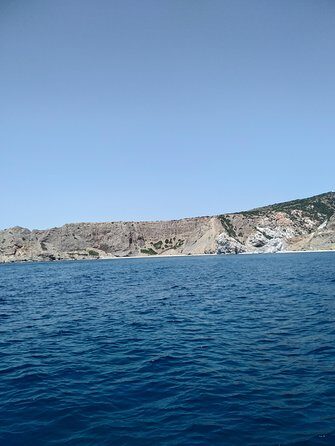 Rent a boat in Milos - The Review Highlights from Travelers