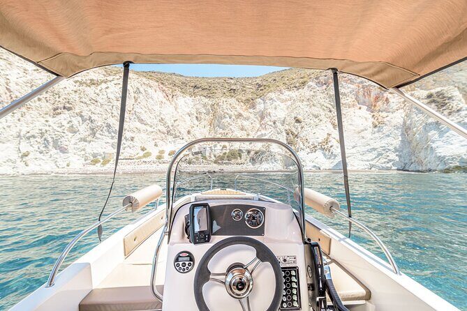 Rent a Boat in Santorini with Free License - Who Is This Experience For?