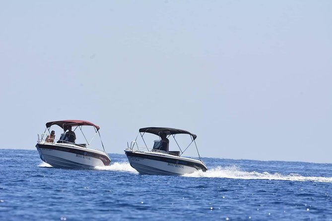 Rent a Boat in Santorini without a license *BRAND NEW BOATS 2024* - An In-Depth Look at Renting a Self-Drive Boat in Santorini