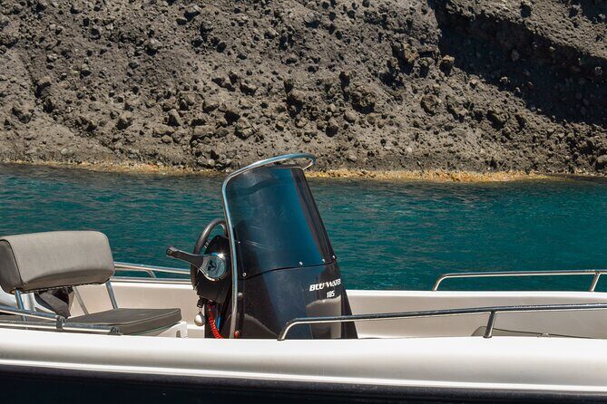 Rent a Boat with 30/50hp Engine in Santorini without a License - FAQ