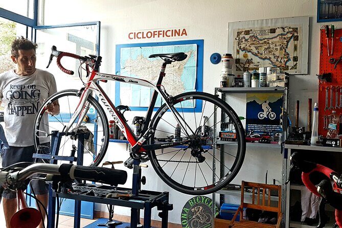 Rent a Carbon or Aluminum Road Bike in Sicily - FAQ
