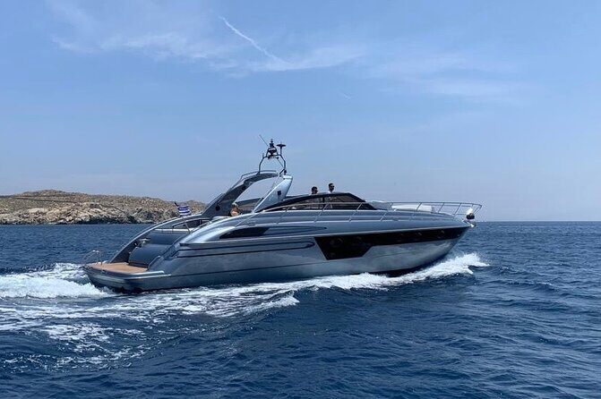 Rent a Yacht at Mykonos Princess V55 - Key Points