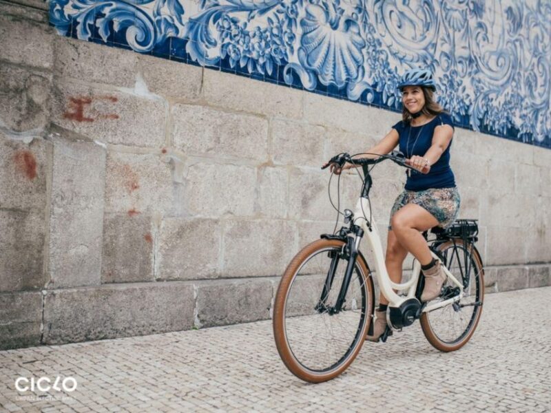 Rent an Electric Bike with Bosch motor - Exploring Porto on Two Wheels: A Practical and Enjoyable Adventure