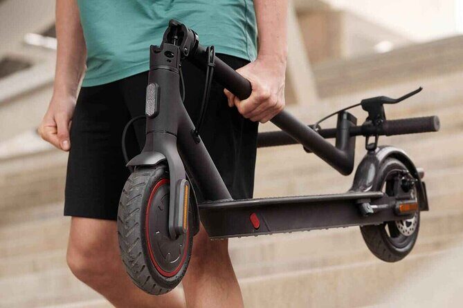 Rent E-Scooter Kick Start: Exploring Playa del Ingles & Maspalomas - An In-Depth Look at the E-Scooter Kick Start Experience