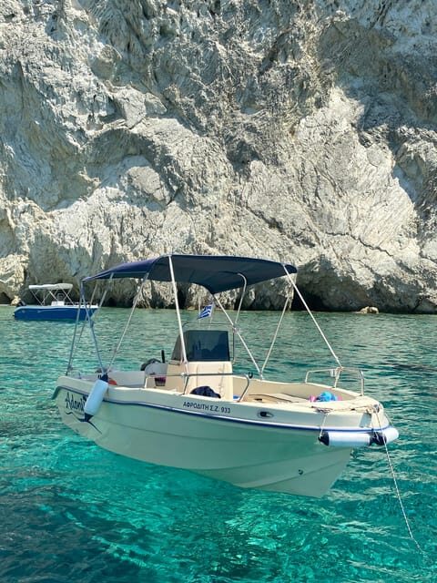 Rent your own boat with no license required - FAQ: Your Practical Questions Answered