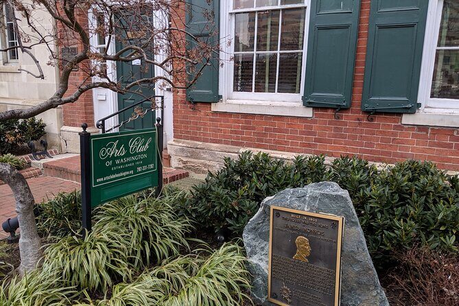 Residences of the Presidentses Walking Tour: Lafayette Square & Foggy Bottom - The Sum Up