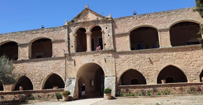 Rethymno: e-Bike tour to Arkadi monastery - A detailed look at the e-bike tour to Arkadi Monastery