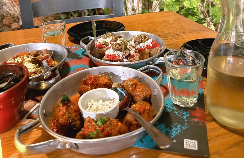 Rethymno Old Town: A Traditional Cretan Food Tour - A Closer Look at the Experience