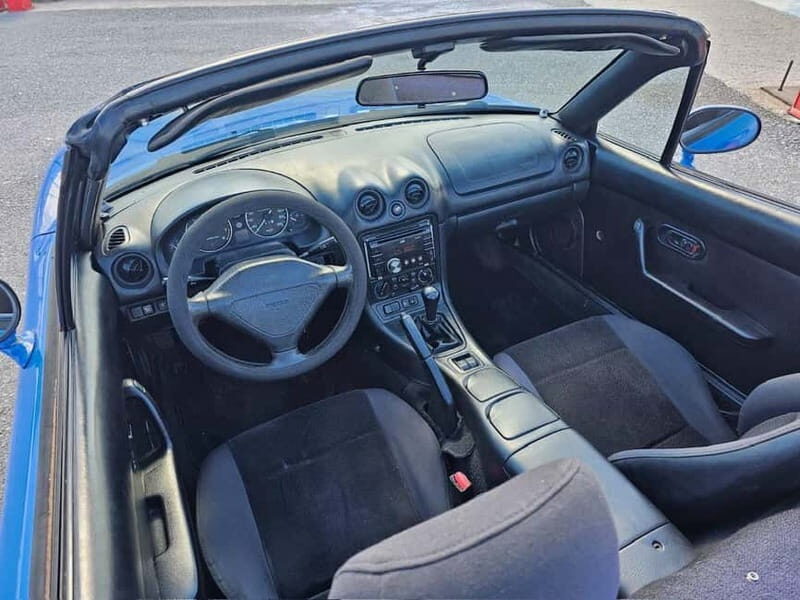 Rethymno: Ride with a Mazda MX5 cabrio 1991 for 12 hours - Who Should Consider This Experience?