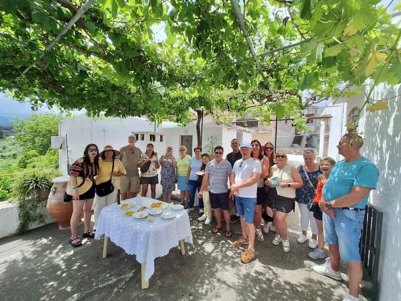 Rethymnon: Melidoni cave - Arkadi - Villages & Cooking Pies - Who Should Consider This Tour?