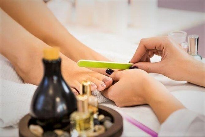 Retreat day tour : Massage and Yoga - Key Points