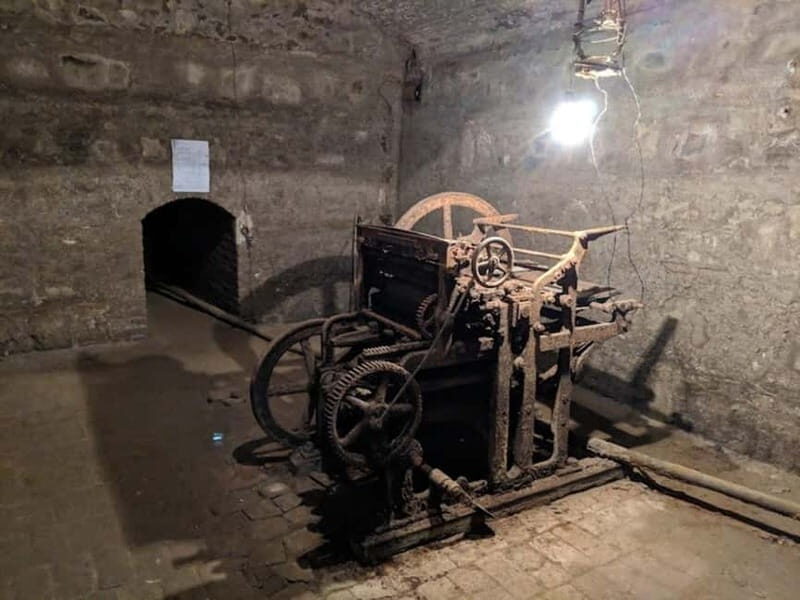 Revolutionary Tbilisi Walking Tour - Exploring the Revolutionary Tbilisi Walking Tour