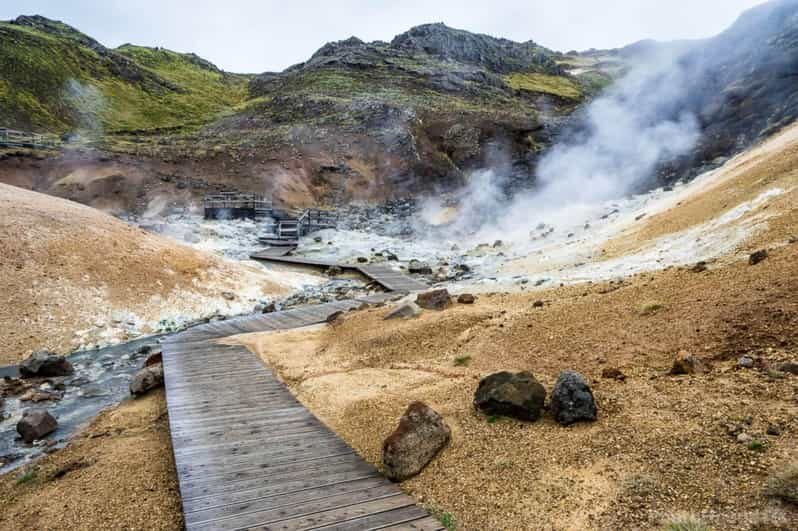 Reykjanes & Blue Lagoon (Premium Admission) - PRIVATE TOUR - The Experience: What You Can Expect
