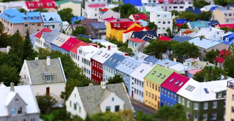 Reykjavik City Walking Tour - Key Points