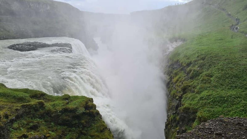 Reykjavík: Golden Circle, 2 Geysers & Geothermal Bakery Tour - An In-Depth Look at the Tour Experience