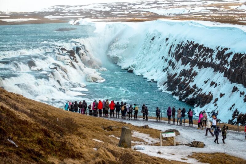 Reykjavik: Golden Circle Day Trip with Blue Lagoon Transfer - Transportation and Guides: Making the Day Seamless