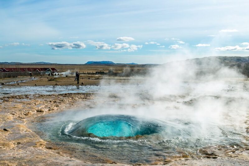 Reykjavik: Golden Circle Day Trip with Blue Lagoon Transfer - Who Should Consider This Tour?