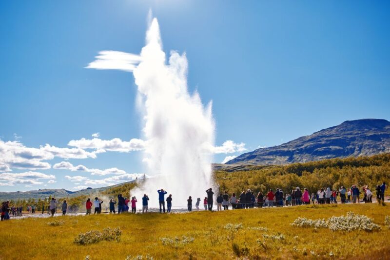 Reykjavik: Golden Circle Day Trip with Blue Lagoon Transfer - FAQs