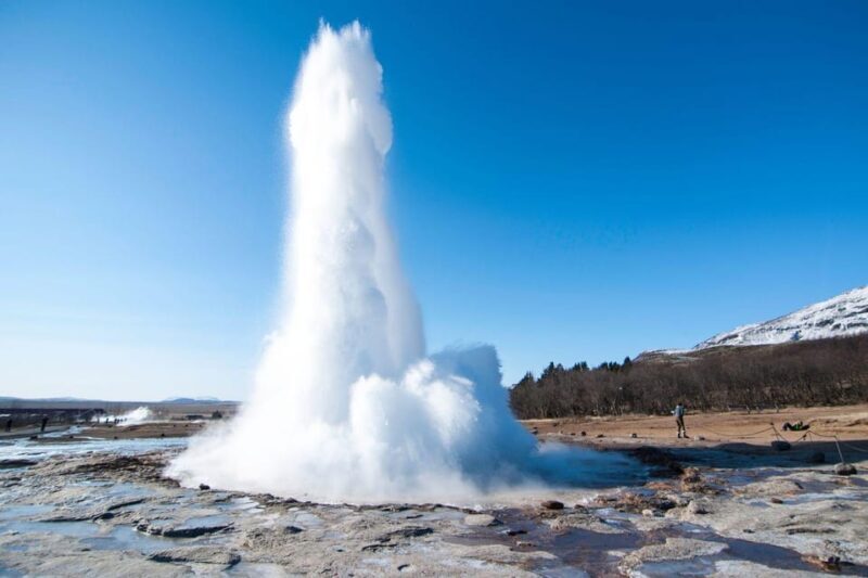 Reykjavik: Golden Circle Super Jeep Tour with Snowmobiling - An In-Depth Look at the Golden Circle Super Jeep & Snowmobiling Tour