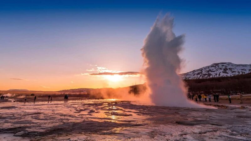 Reykjavik: Golden Circle tour: Geysir, Gullfoss, Thingvellir - FAQ