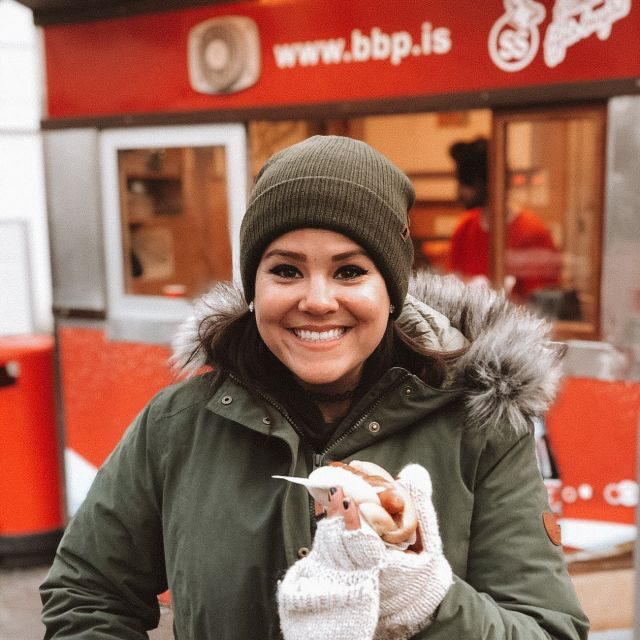 Reykjavik: Guided Foodie Walking Tour with 6 Tastings - Key Points