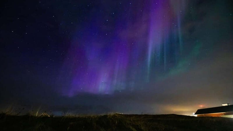 Reykjavik: Northern Lights Adventure Tour with Hot Chocolate - Exploring the Journey: What to Expect from Start to Finish