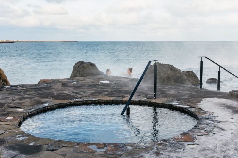 Reykjavik: Sky Lagoon Admission with Transfer - Key Points