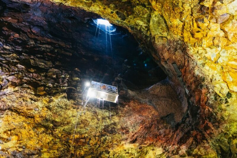 Reykjavik: Thrihnukagigur Volcano Guided Hiking Day Trip - What’s Included and Practical Tips