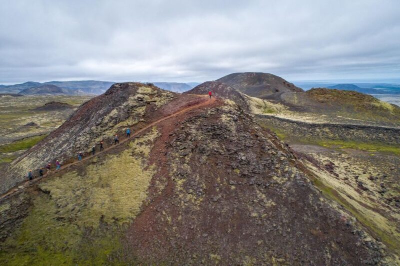 Reykjavik: Thrihnukagigur Volcano Guided Hiking Day Trip - The Experience for Different Travelers
