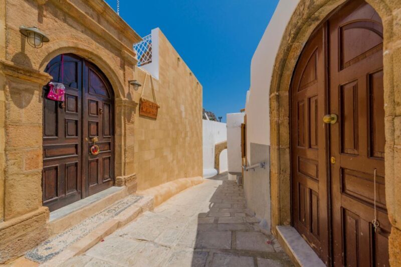 Rhodes: Boat trip to Lindos with Swimming Stops - Key Points